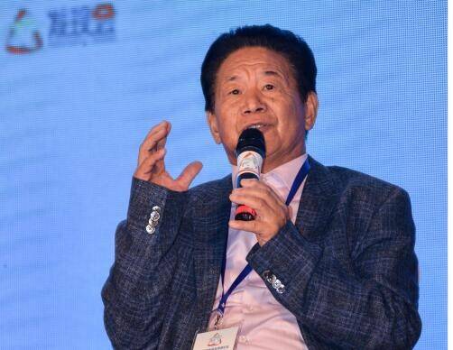 百年匠心赵章光出席中国品牌发现会高峰论坛 百年匠心赵章光出席中国品牌发现会高峰论坛