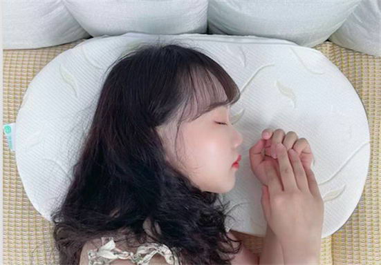 寝素眠健康研究:开车一族的颈椎养护