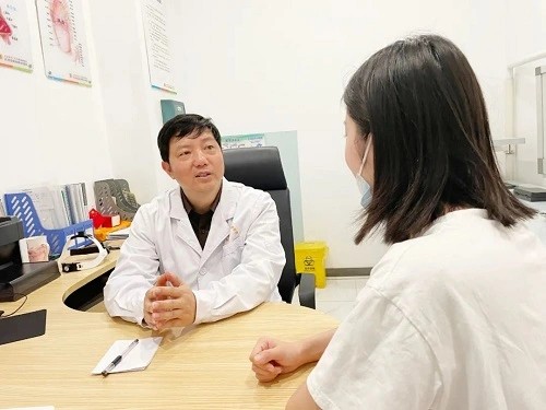 耳朵也会“中风”吗?耳朵里嗡嗡的响是什么原因武汉民生耳鼻喉医院在线解答患者满意