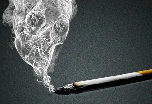戒上艾烟,吴帝聪为其站台