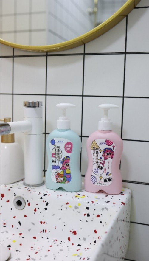 妇炎洁洗涤液,洗内裤,妇炎洁是专业的!