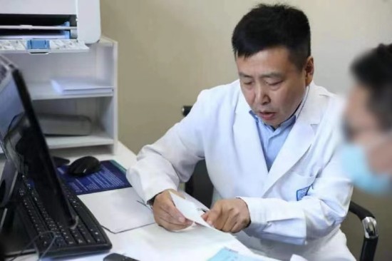 上千万患者将受益!我国首个慢性自发性荨麻疹生物制剂实现医保报销